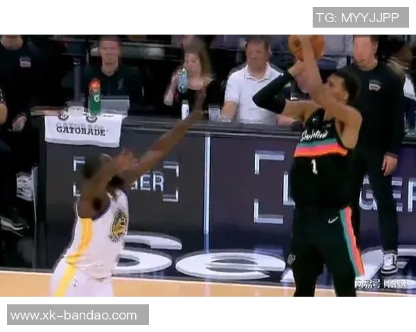 文班在前两场比赛中狂砍69分26板12帽展现全能实力有望同时夺得MVPDPOY和MIP 文班在前两场比赛中狂砍69分26板12帽展现全能实力有望同时夺得MVPDPOY和MIP